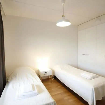 Daire Spacious For 4 With Sauna Jyväskylä
